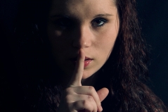 Afbeelding van Flickr (https://www.flickr.com/photos/showbits/5460340553/in/photolist-9jvF1D-dFKDkE-UB4FcD-TzwC4J-a2dcmr-SxSdoH-ed8gq9-T6kFH2-S1gJZ1-dZMVdk-G9GRp-S3UJLZ-8q32FT-4vMUXL-dkQhoE-r9fCHq-vXbgu-5J7Voa-55E11m-AjC3VB-VaGs1v-7YoANT-5qaks1-dwQHaw-eKcQXU-6Bh5W8-oDXWTY-ax9d8p-75oLUZ-mxKRQn-7uv355-83U7KC-AJnZeh-VEGvJs-TDrfJn-4SSDm5-7ubYQc-quBJGG-BYN1B-73wGNH-7T1ATB-RYAWA1-32q3Rt-65jQzi-m6m6ub-GTdvv-mY6Ci8-nbfx3b-iuKsLG-4FwQpw), CC BY-ND 2.0 (https://creativecommons.org/licenses/by-nd/2.0/)
